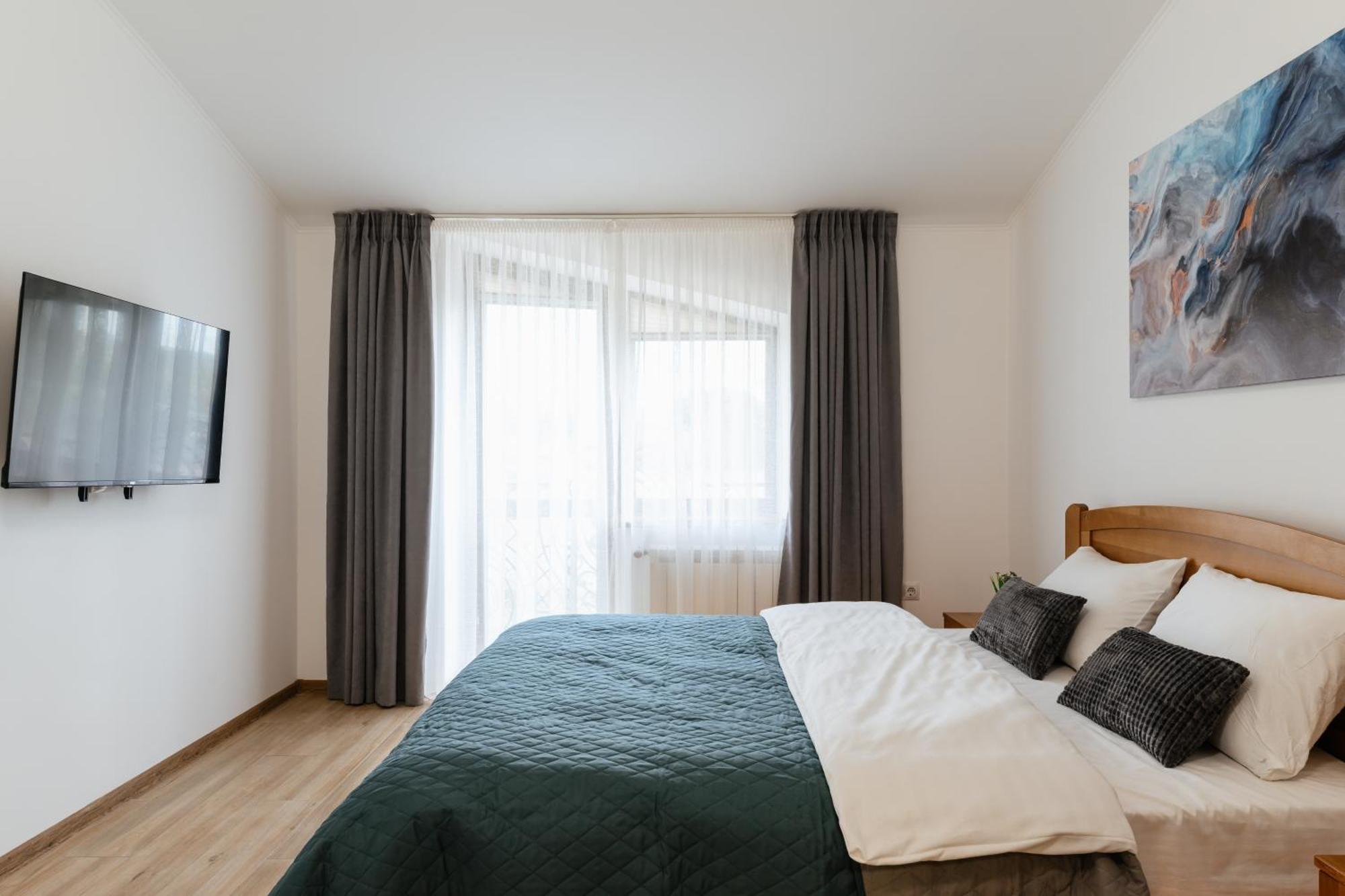 Luxury Apartments Uzhorod Eksteriør bilde