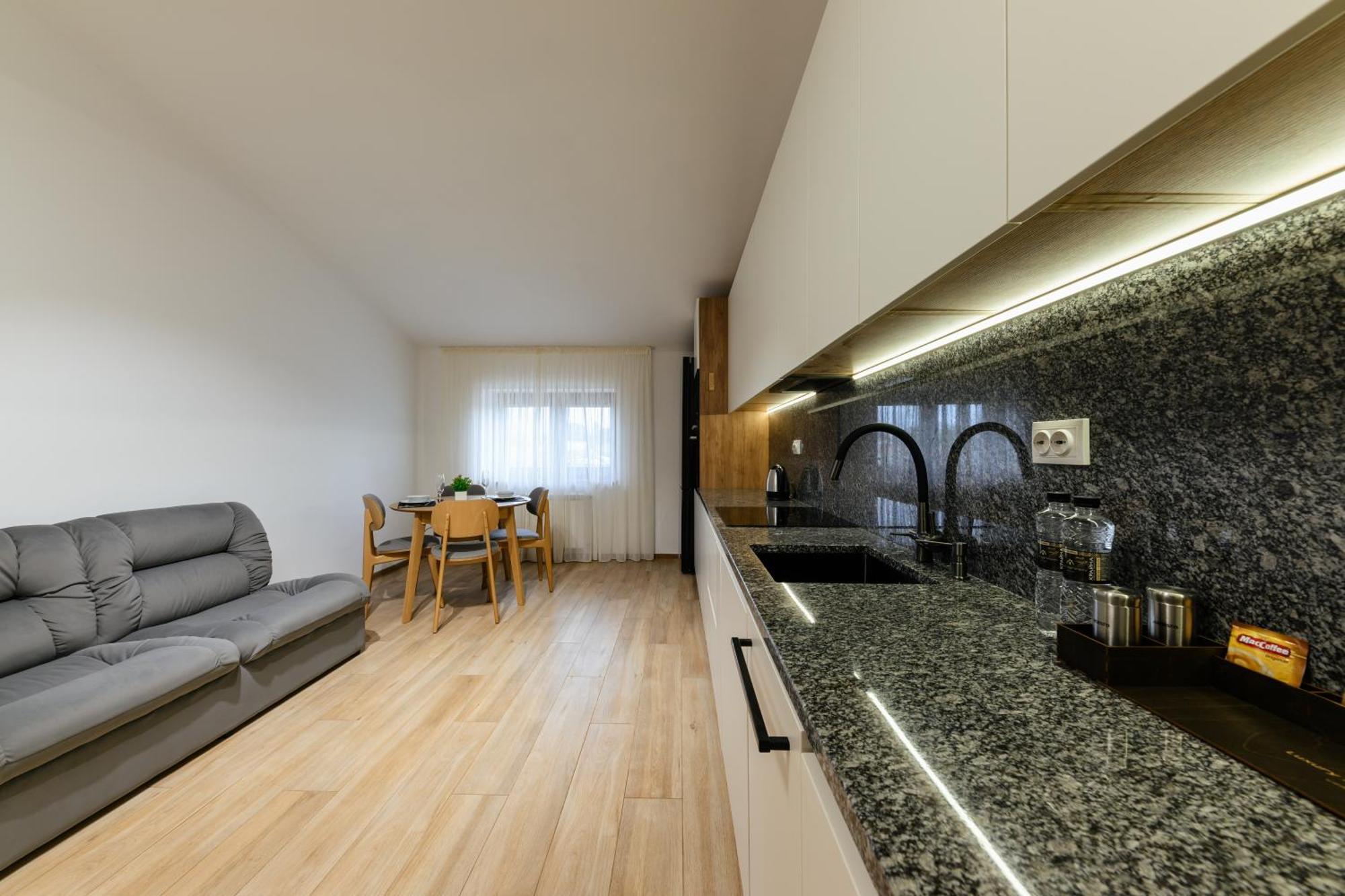 Luxury Apartments Uzhorod Eksteriør bilde