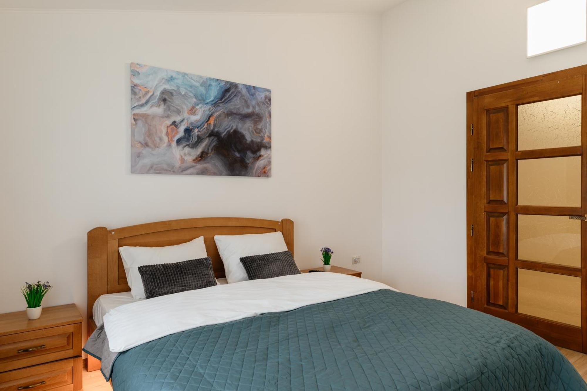 Luxury Apartments Uzhorod Eksteriør bilde